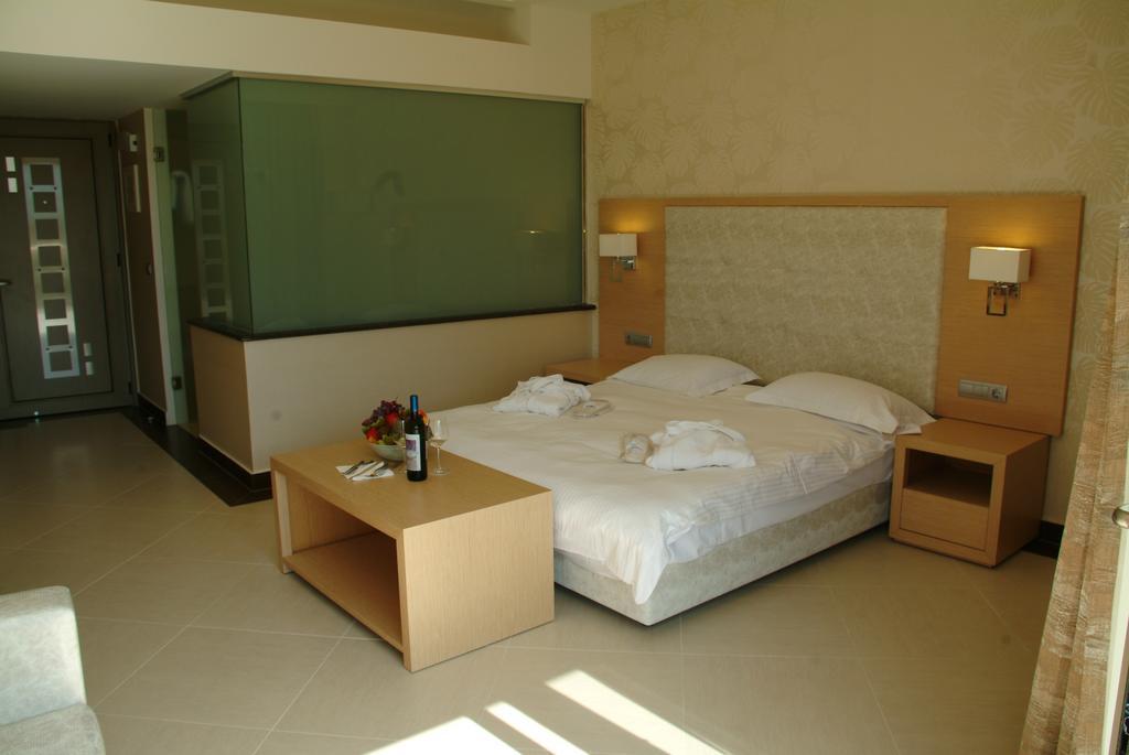 Ionian Emerald Resort Karavomylos Exterior foto